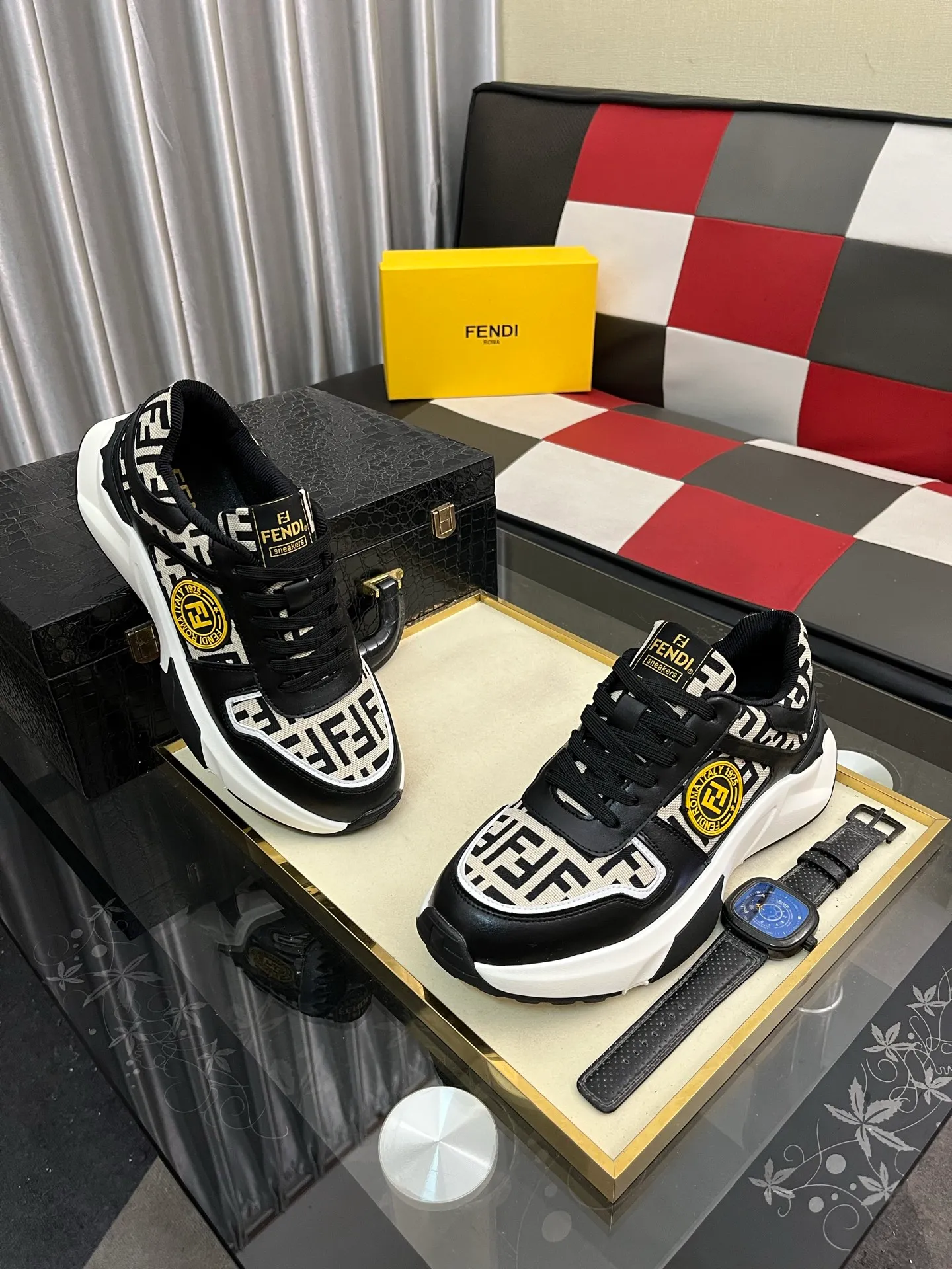 Men's shoes 💰458⌚️⌚️【FENDI】original quality.~ Unique modern style sneakers. 🏃A must-have casual shoe for trendy men😍😍 Original brand imported from Italy, imported original leather, sheep lining (refuses to discolor and grind feet) Sole: Original sole provided by the original factory, French lazy style design ⚠️Fit to the feet, original quality, super comfortable original sole. Just like shooting the real thing 🎬The real thing is better Code number: 38-444️⃣Colors available